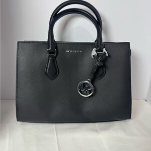NWT Michael Kors Sheila Med Satchel (missing C/B Strap) - Black